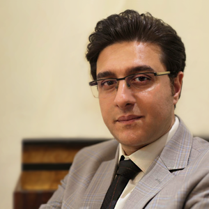 آرمیک ثمرخواه